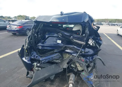 2025 Toyota Highlander Xle z USA, uszkodzony, nr VIN 5TDKDRAH0SS553947